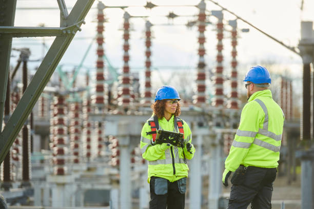 Best Affordable Emergency Electrician  in Eaton Estates, OH